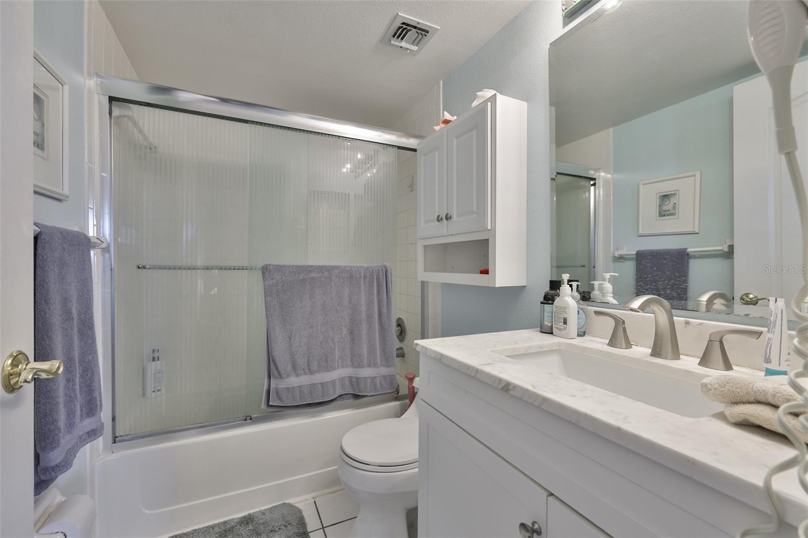 5567 Sea Forest Dr #122 Property Photo 23