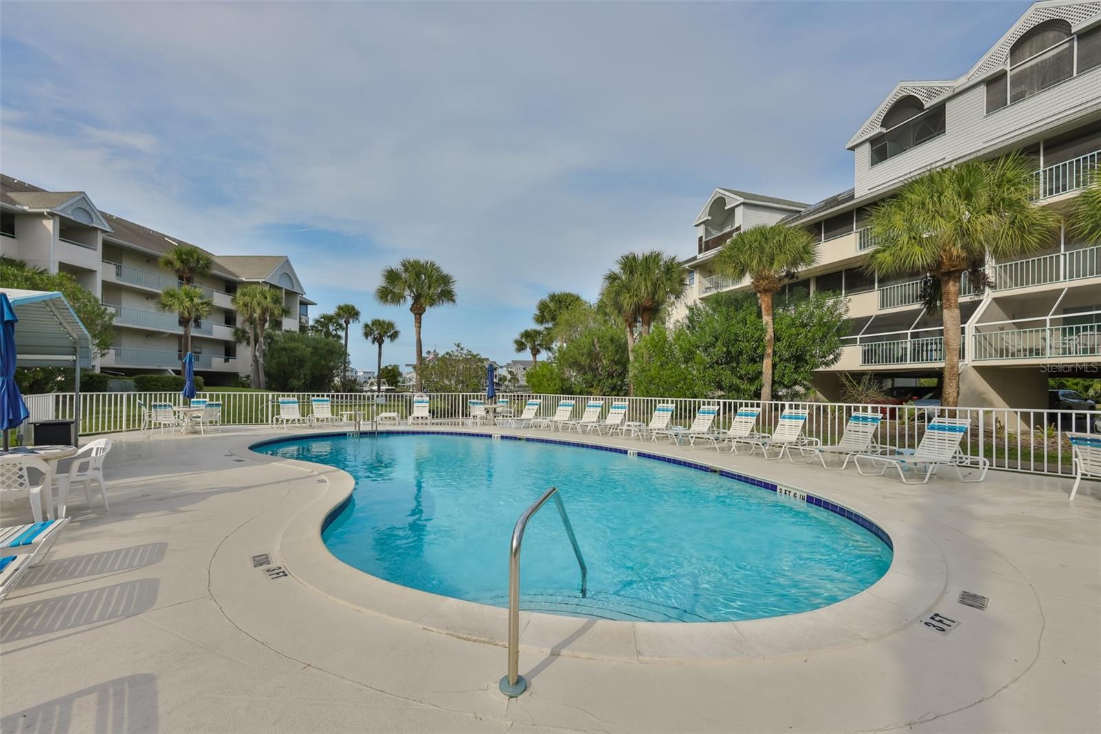 5567 Sea Forest Dr #122 Property Photo 27