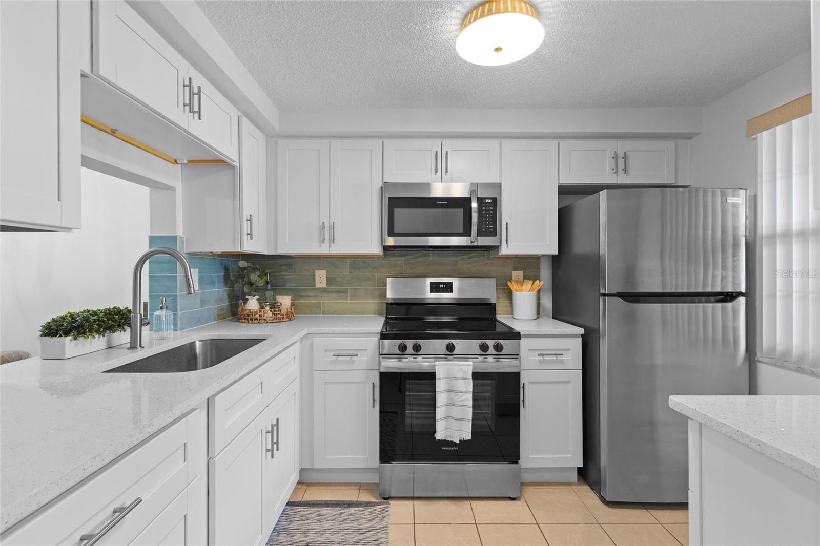 4409 Summersun Dr Property Photo 3