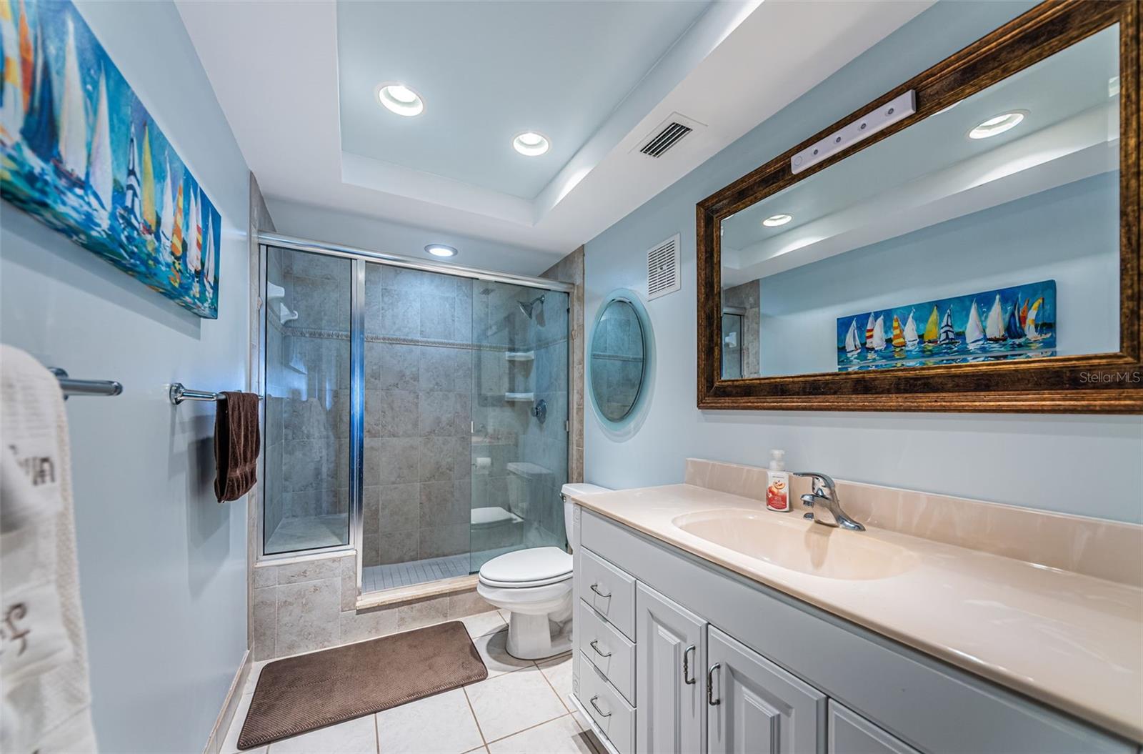 4525 Cove Cir #604 Property Photo 25