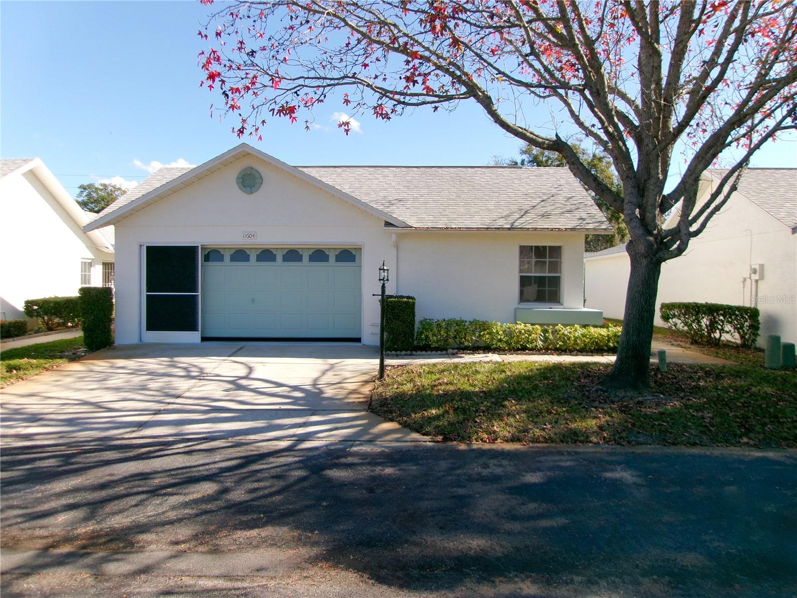 11604 VERSAILLES LN