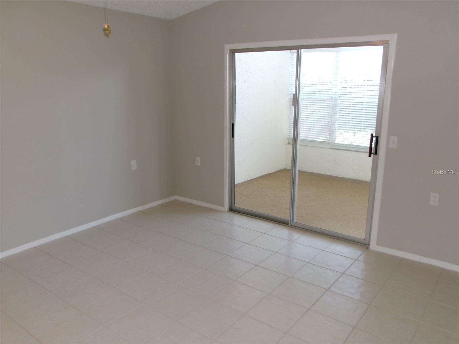 11604 Versailles Ln Property Photo 10