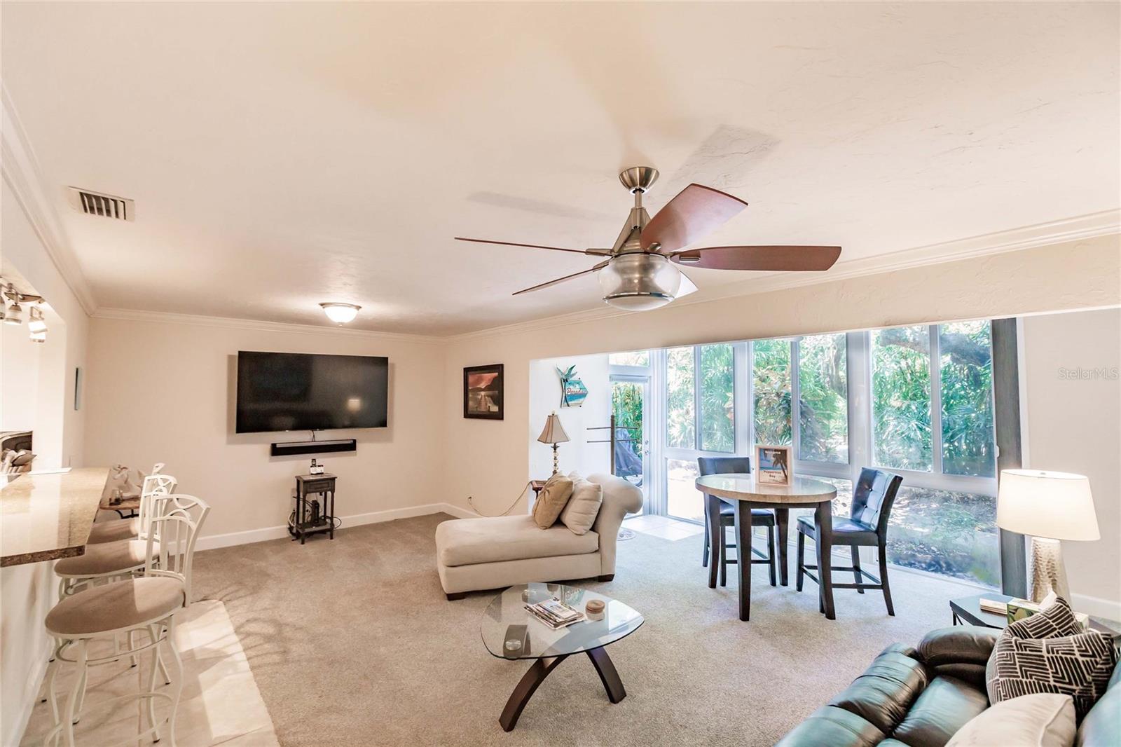 1205 E Peppertree Dr #232 Property Photo 4