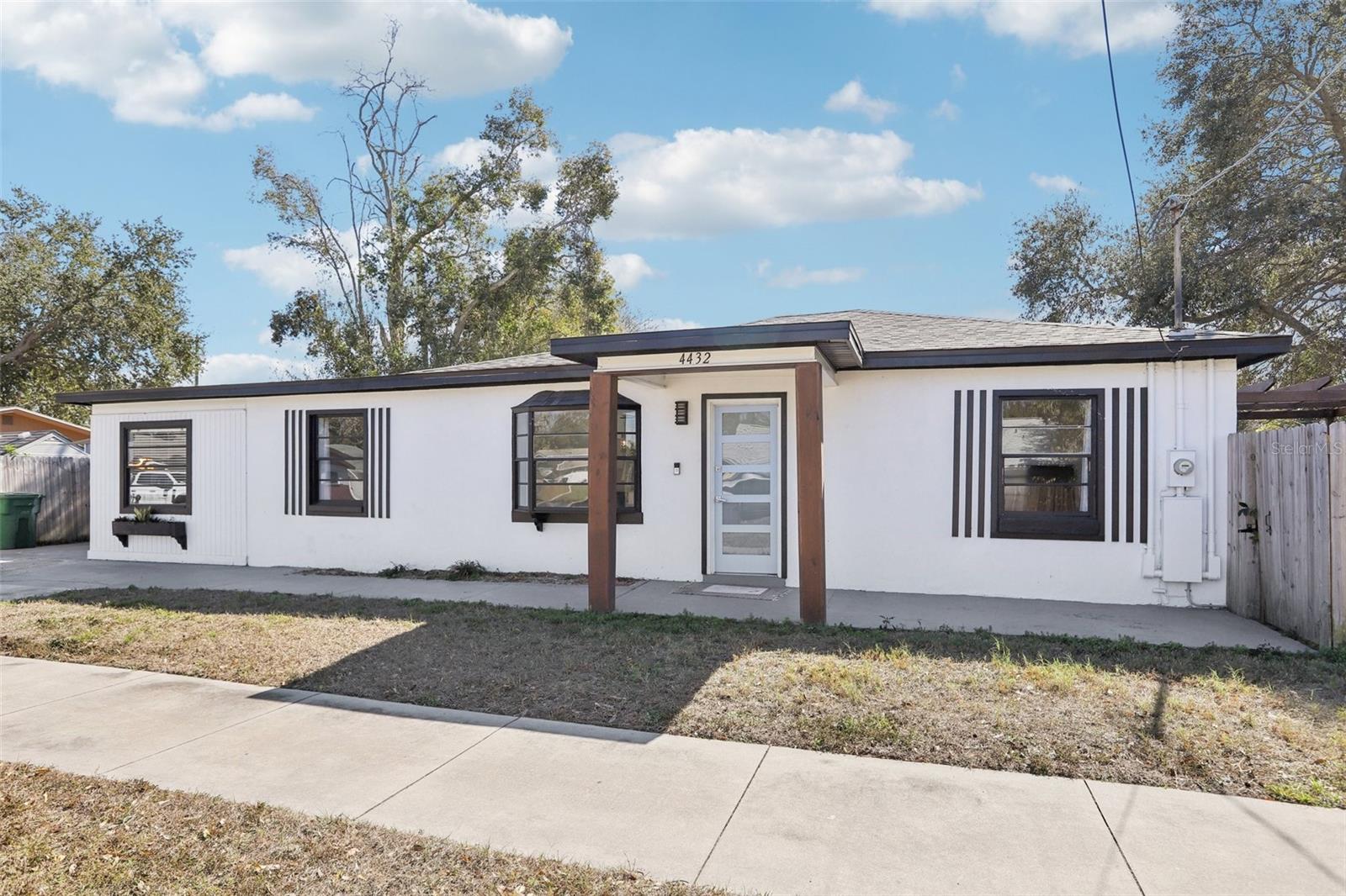 4432 W Mccoy St Property Photo 1