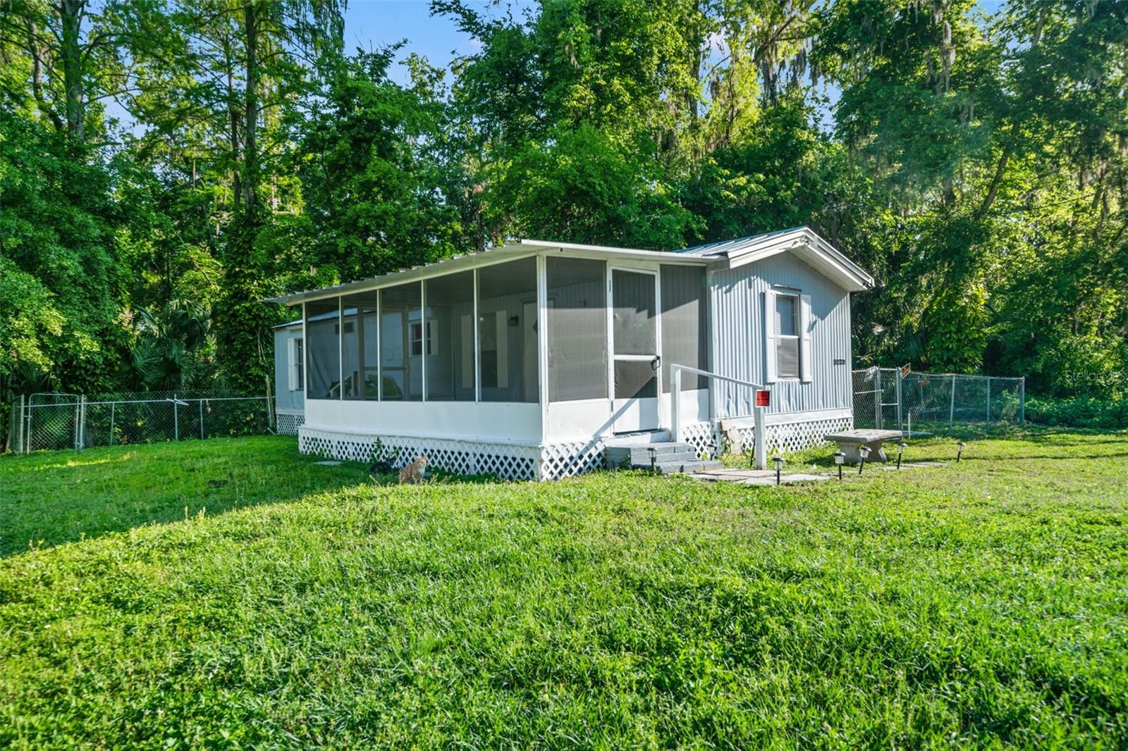 1940 Cr 428 Property Photo 1