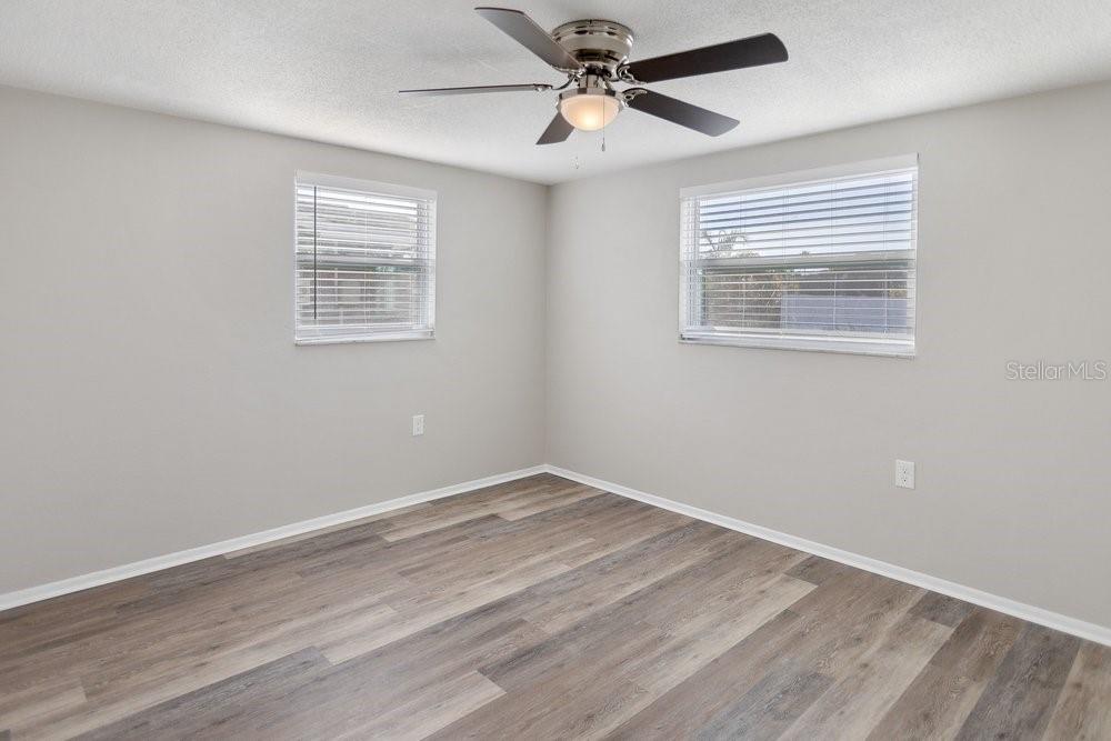 7605 Fox Hollow Dr Property Photo 9