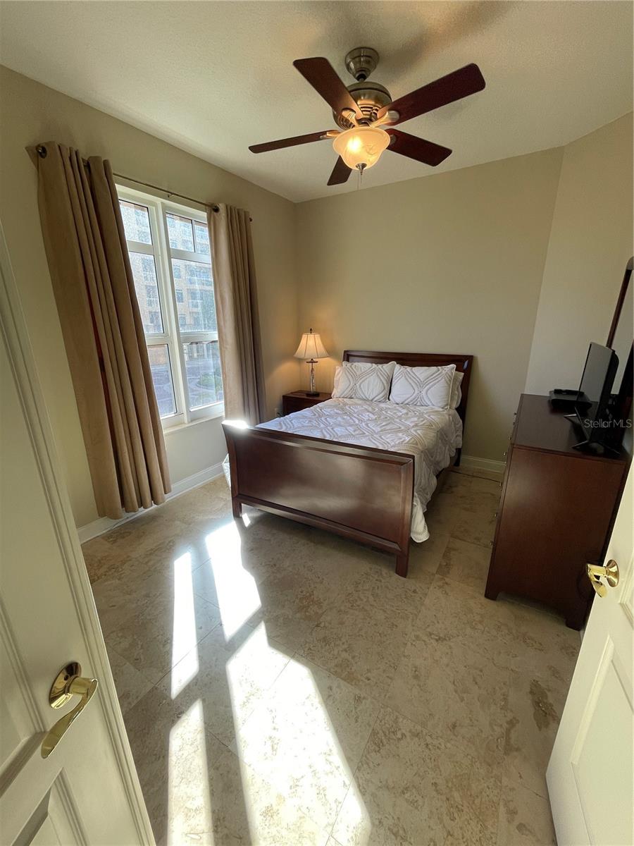 521 Mandalay Ave #309 Property Photo 19