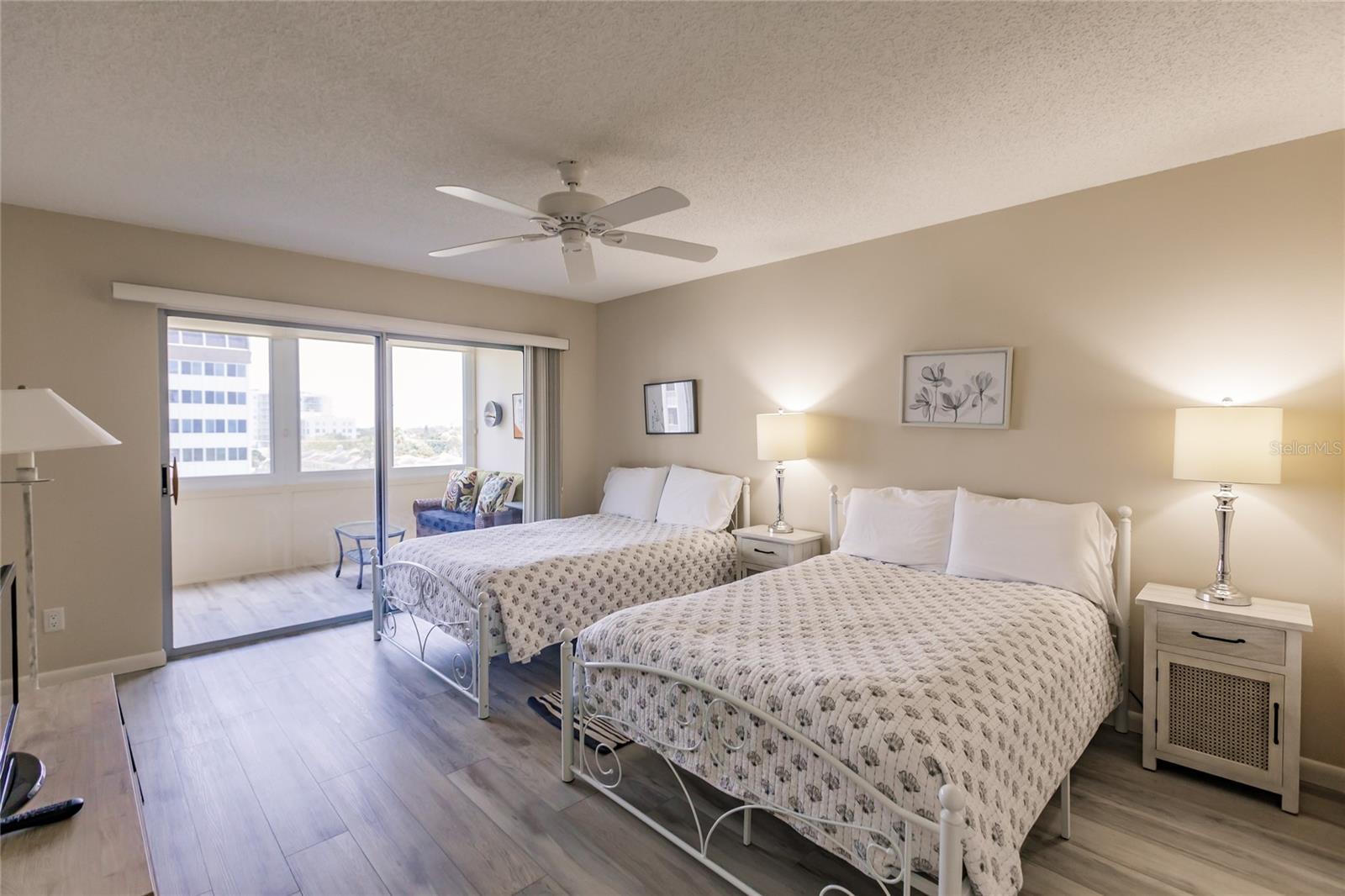 1055 W Peppertree Dr #506aa Property Photo 12