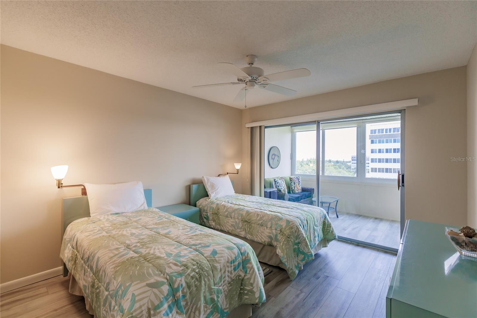 1055 W Peppertree Dr #506aa Property Photo 19