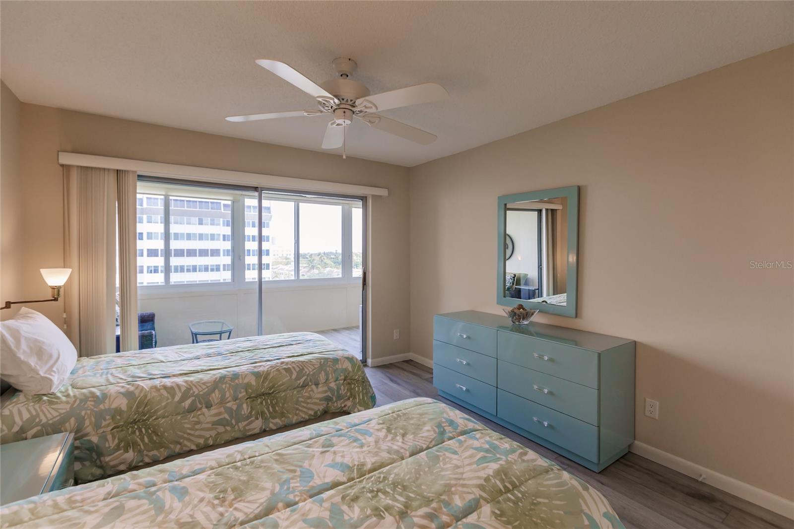 1055 W Peppertree Dr #506aa Property Photo 21