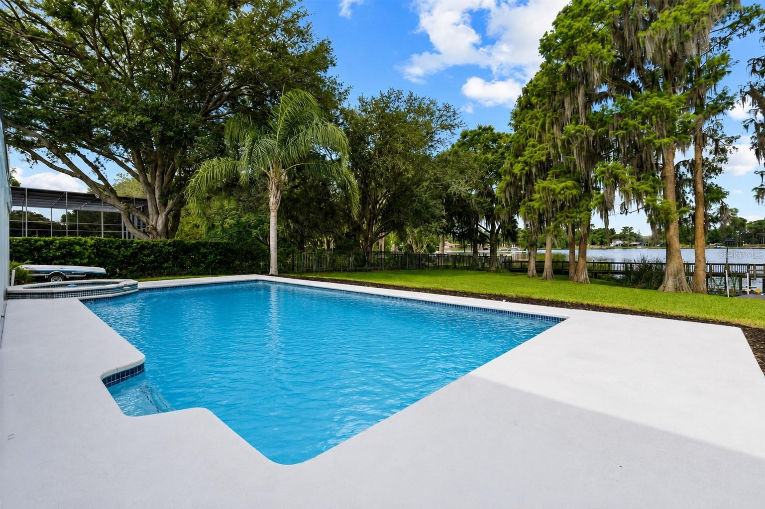 18010 Clear Lake Dr Property Photo 48