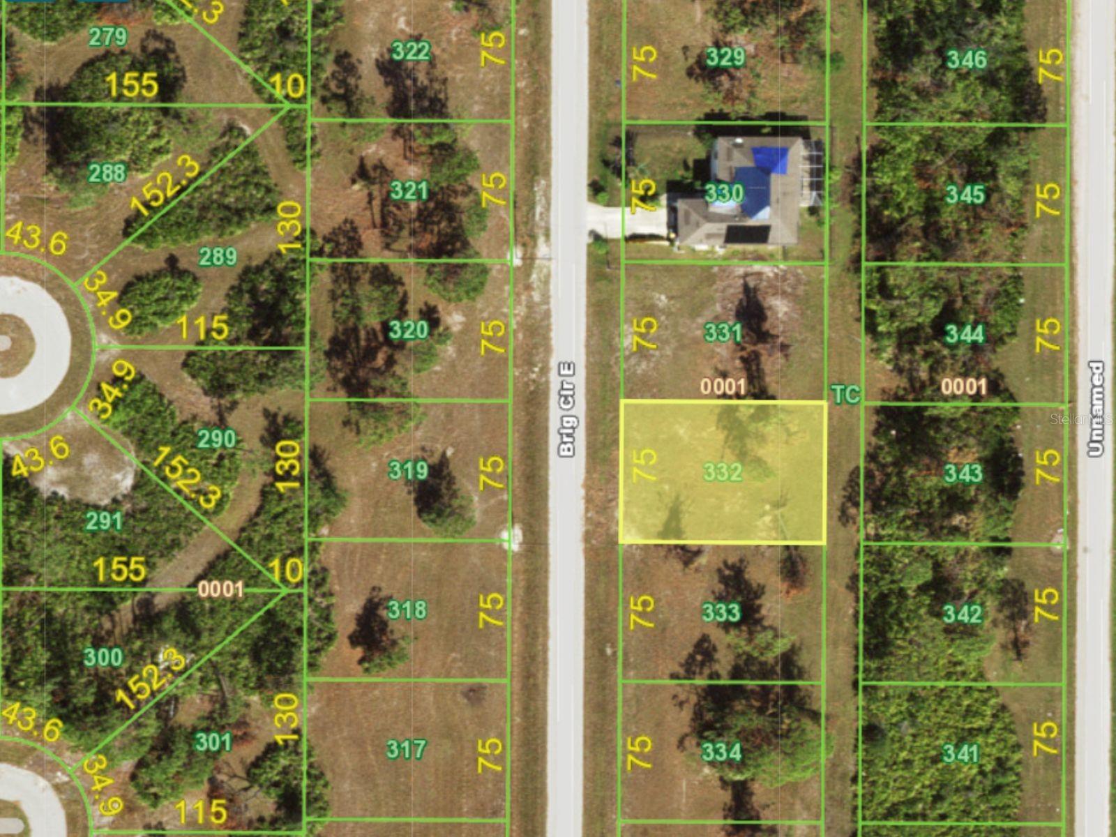 141 Brig Cir E Property Photo 2
