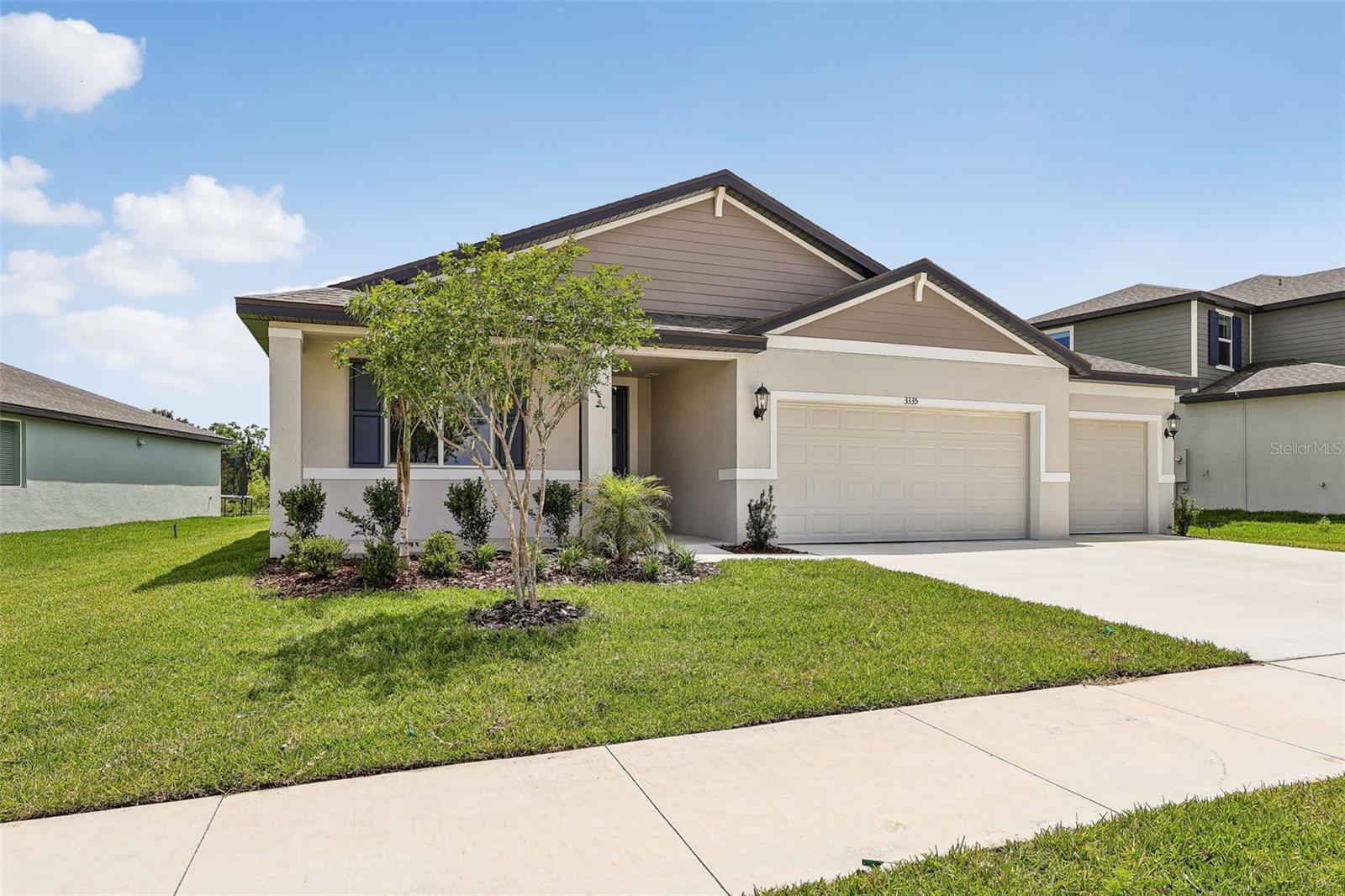 3335 Orchard Loop Property Photo 2