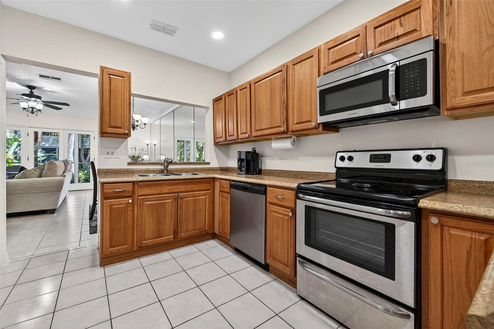 903 Pinellas Bayway S #308 Property Photo 14