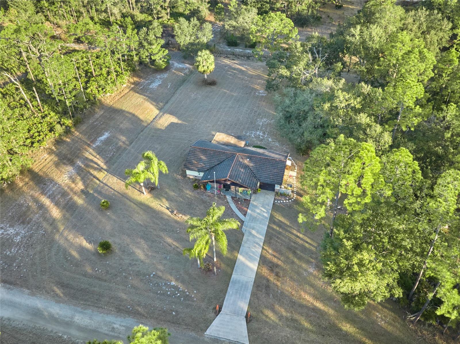 4220 Oleander Dr Property Photo 4