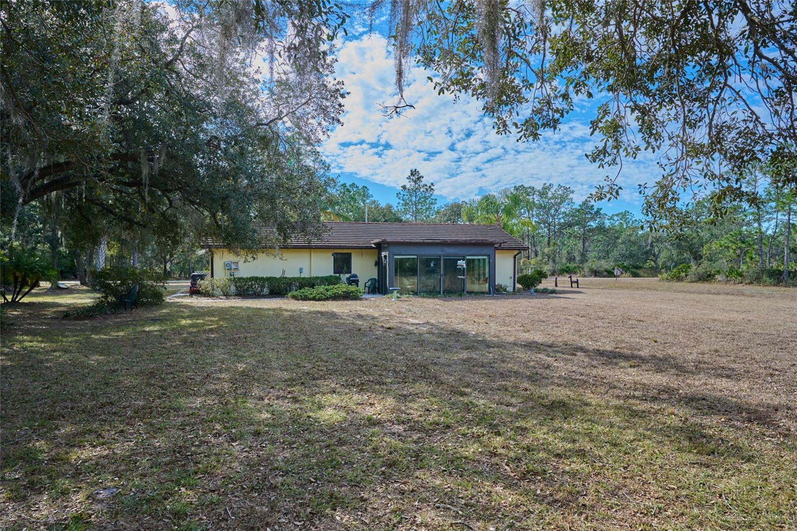4220 Oleander Dr Property Photo 35