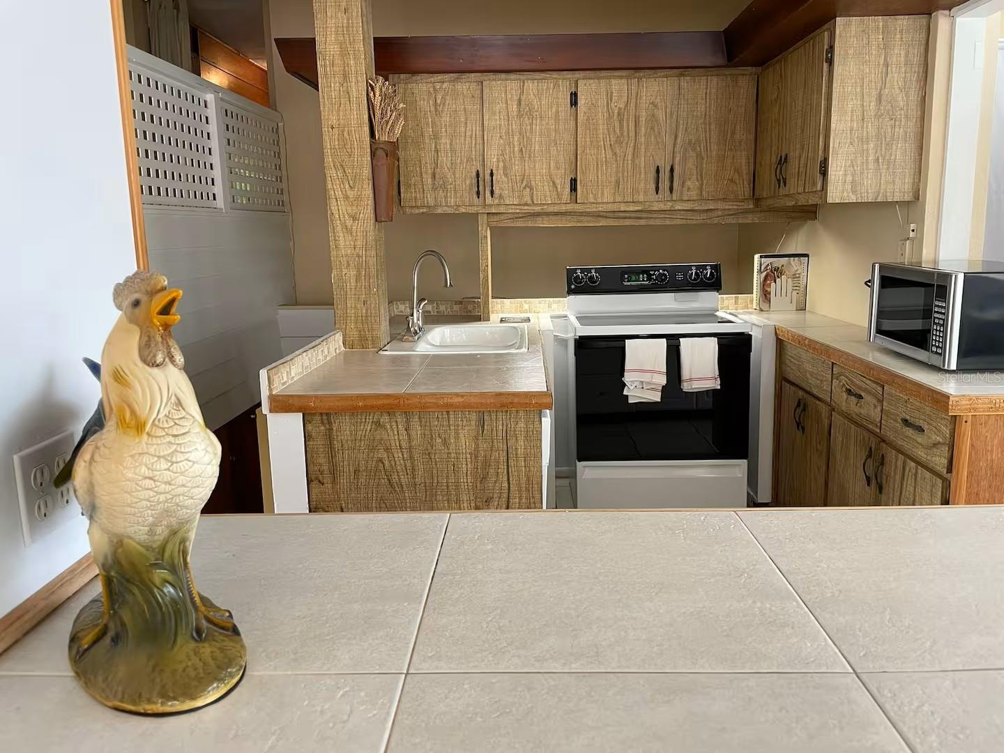 1064 Broadway Property Photo 5