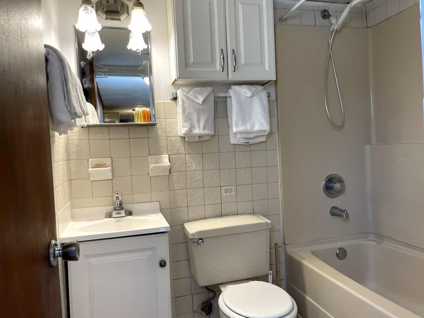 1064 Broadway Property Photo 11