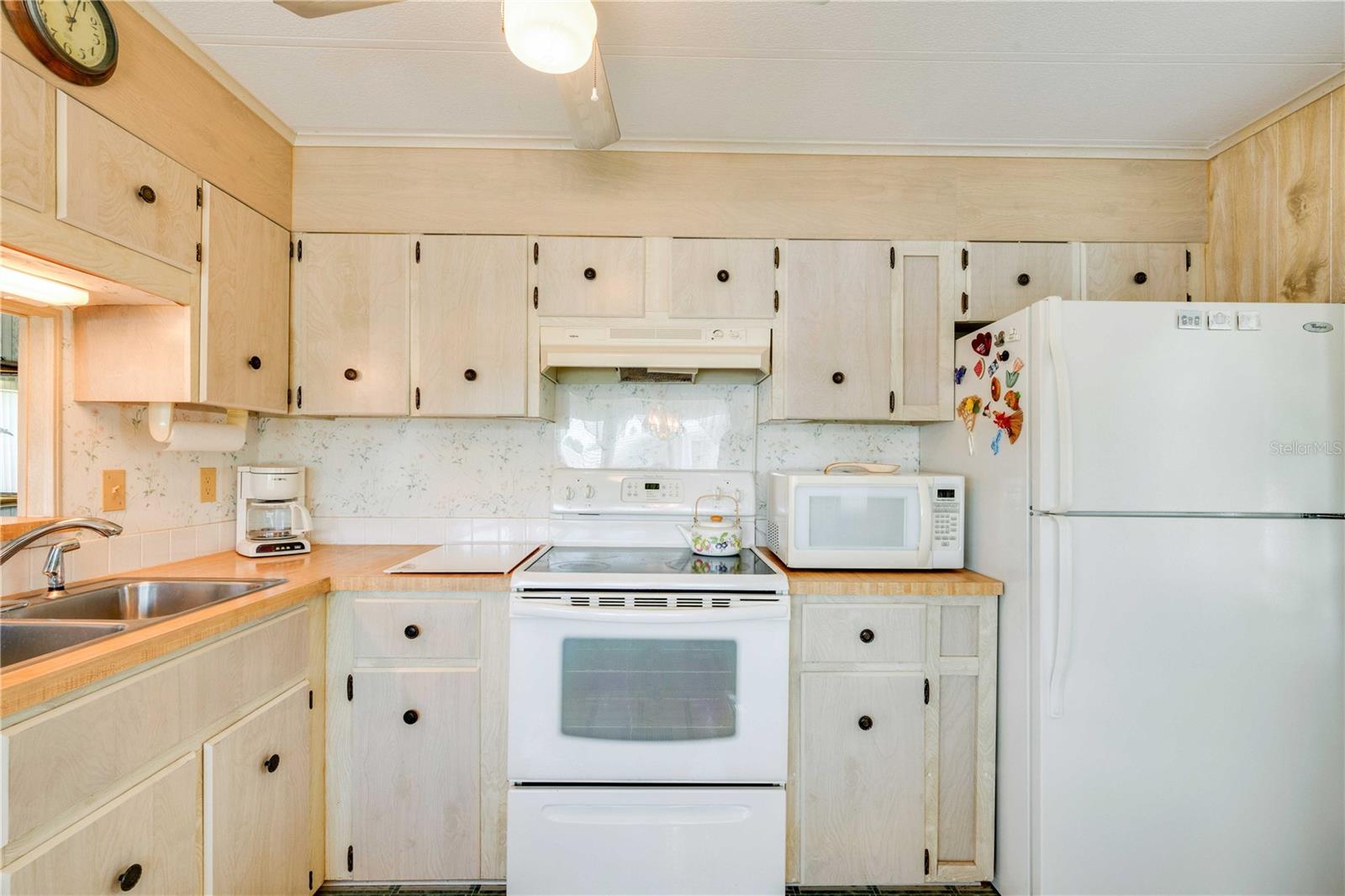 37812 Valencia Ave Property Photo 7