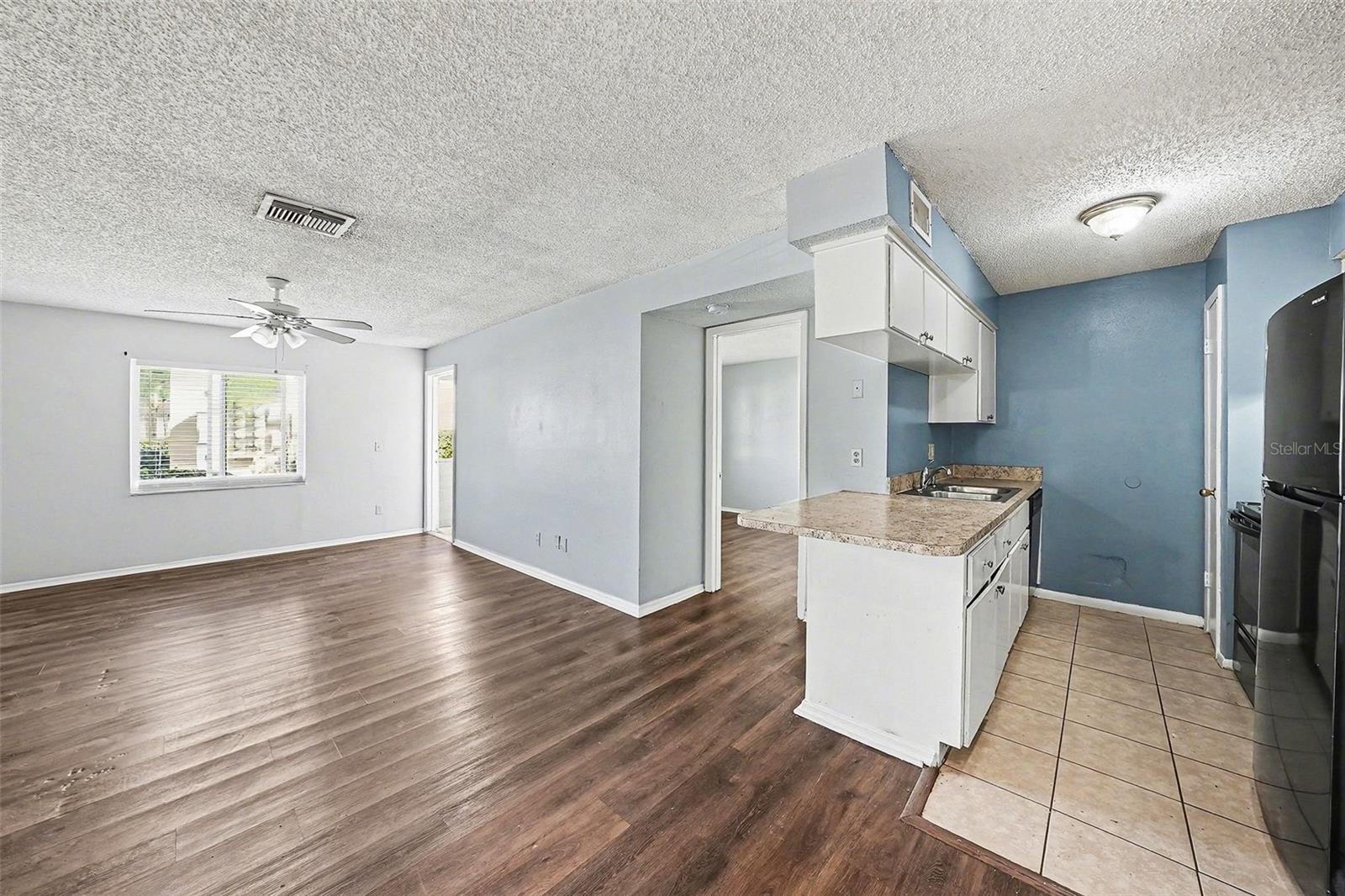 550 Golden Raintree Pl #550 Property Photo 11