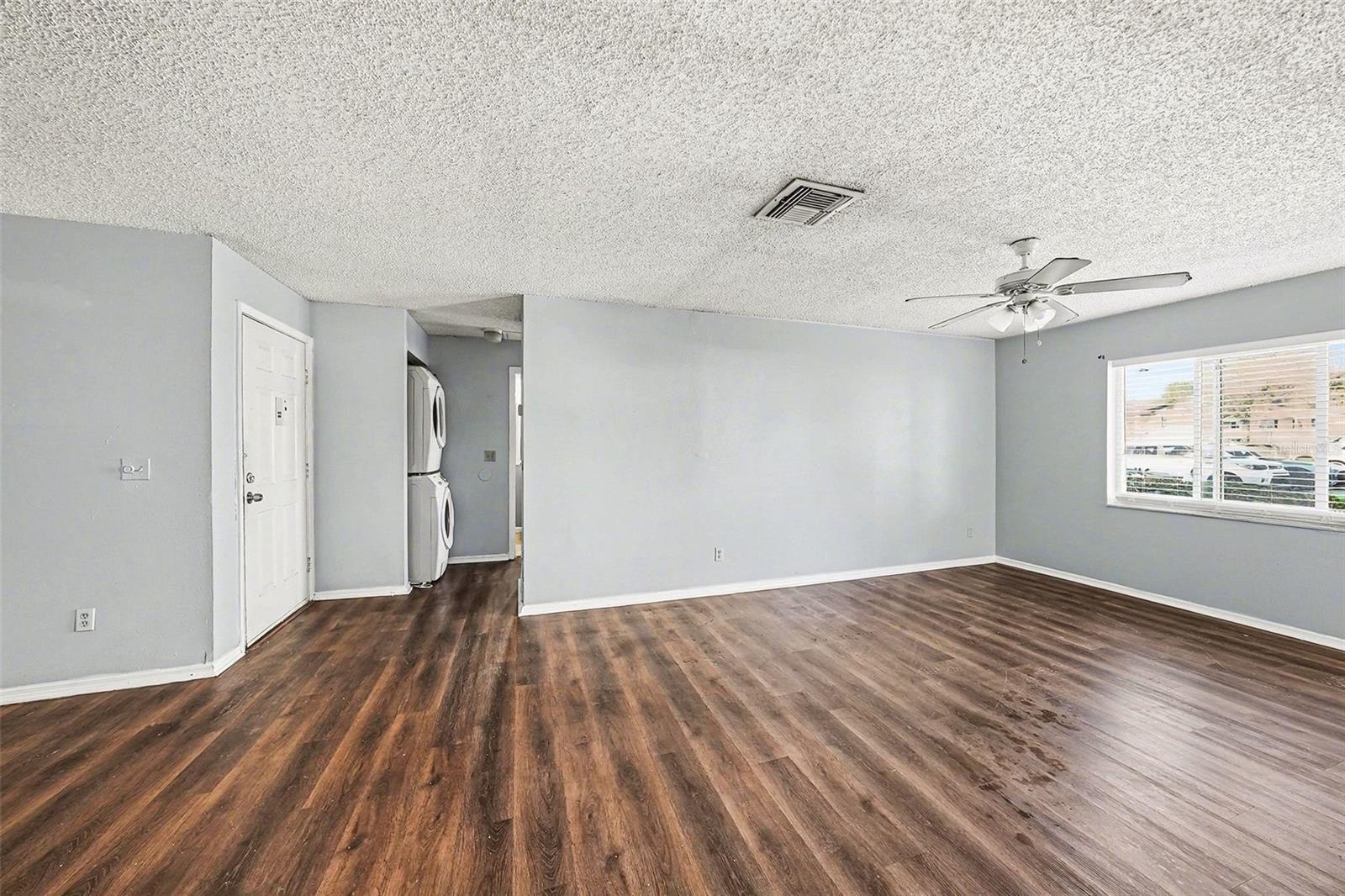 550 Golden Raintree Pl #550 Property Photo 18