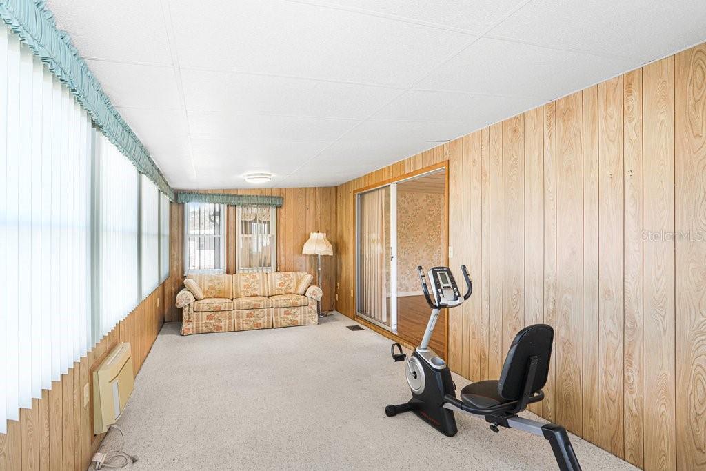 14299 Nectarine St Property Photo 14