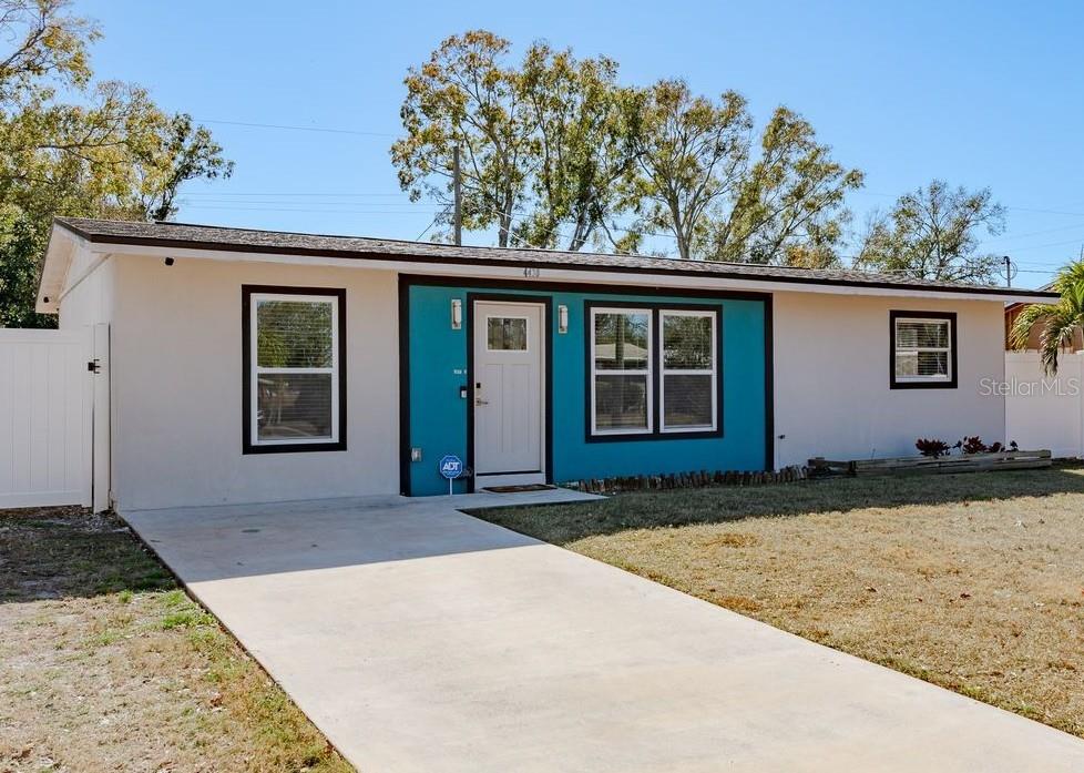 4430 W TRILBY AVE Property Photo 1
