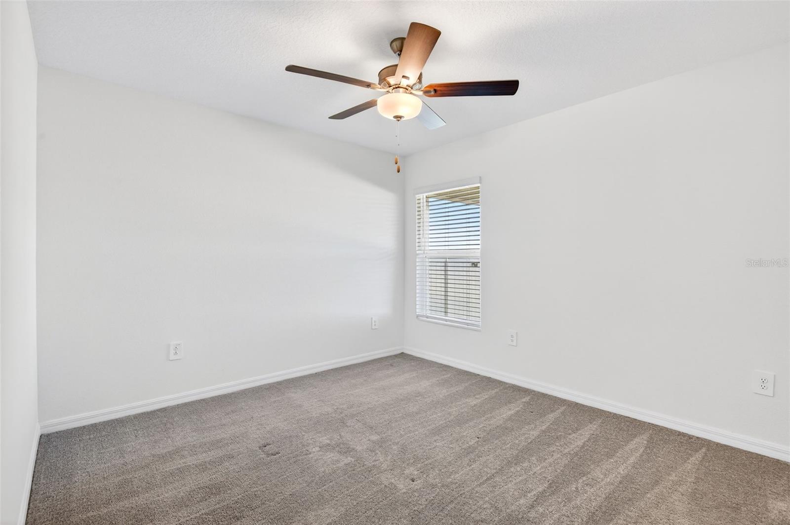 15217 Zircon Red Dr Property Photo 13