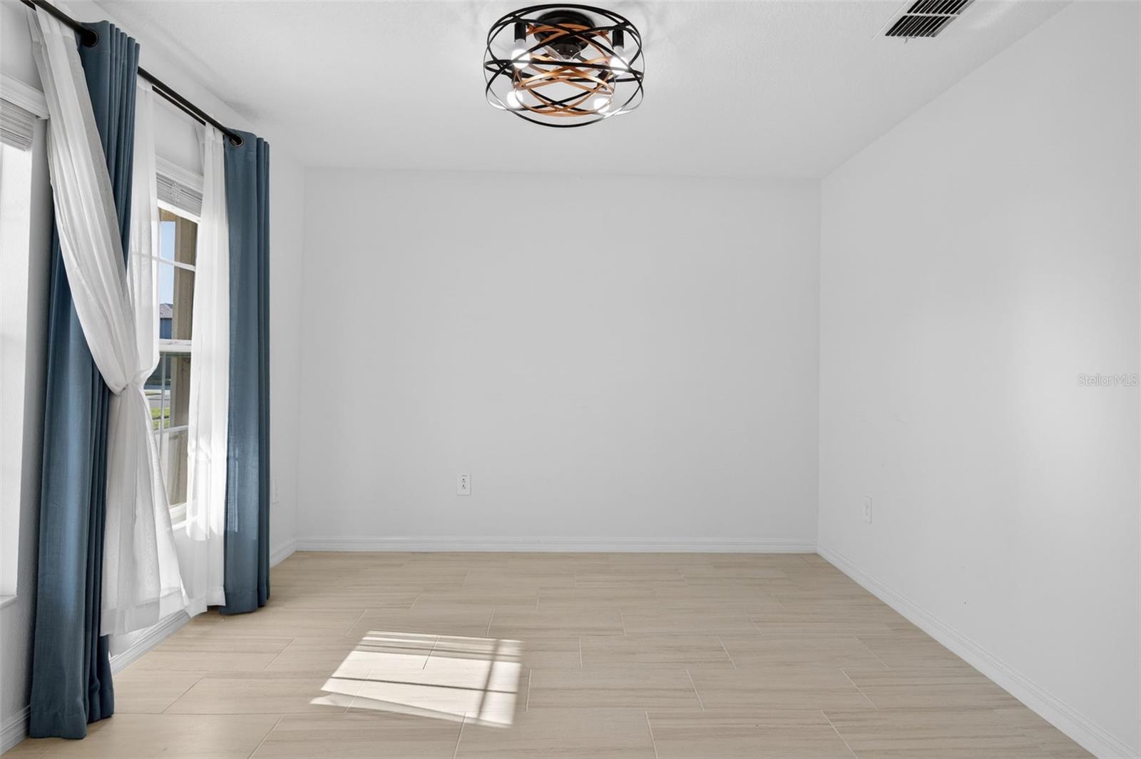 15217 Zircon Red Dr Property Photo 15