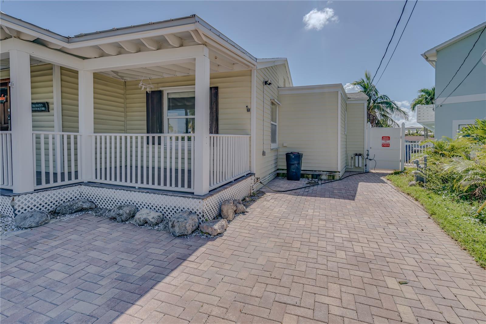 16029 Redington Dr Property Photo 50