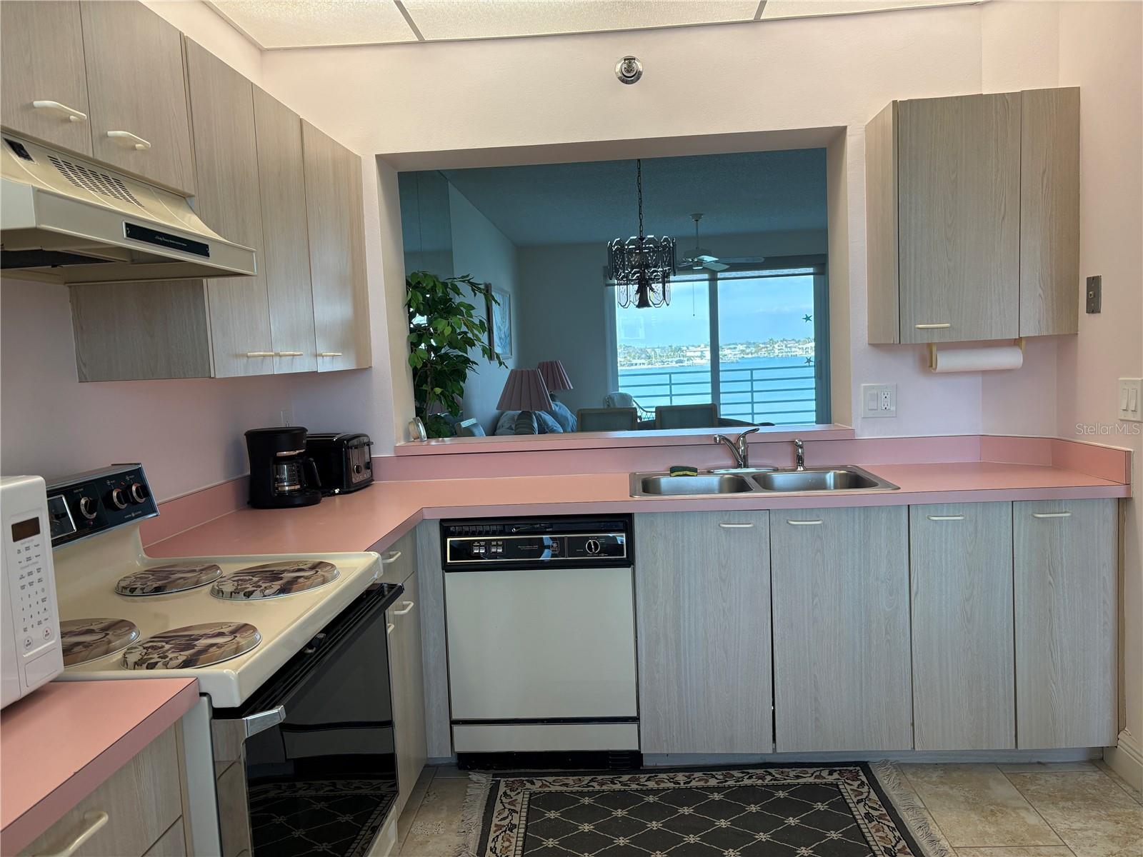 7979 Sailboat Key Blvd S #306 Property Photo 8