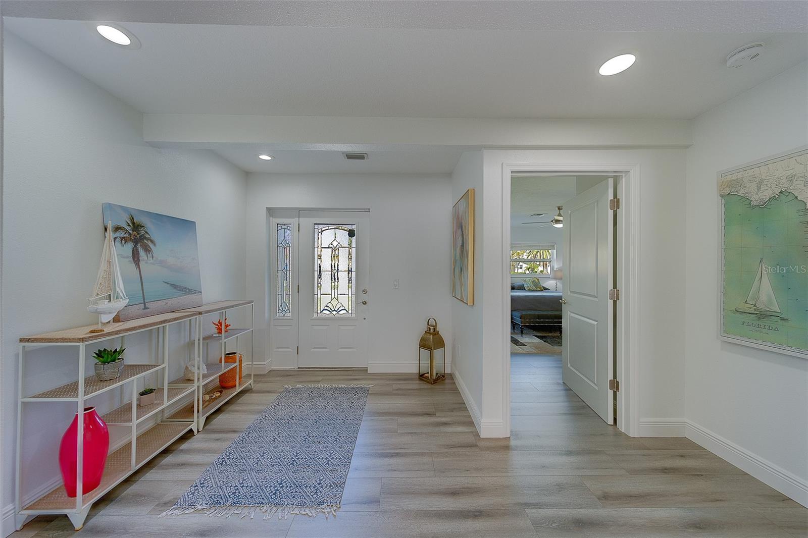 2109 Bayshore Dr Property Photo 2