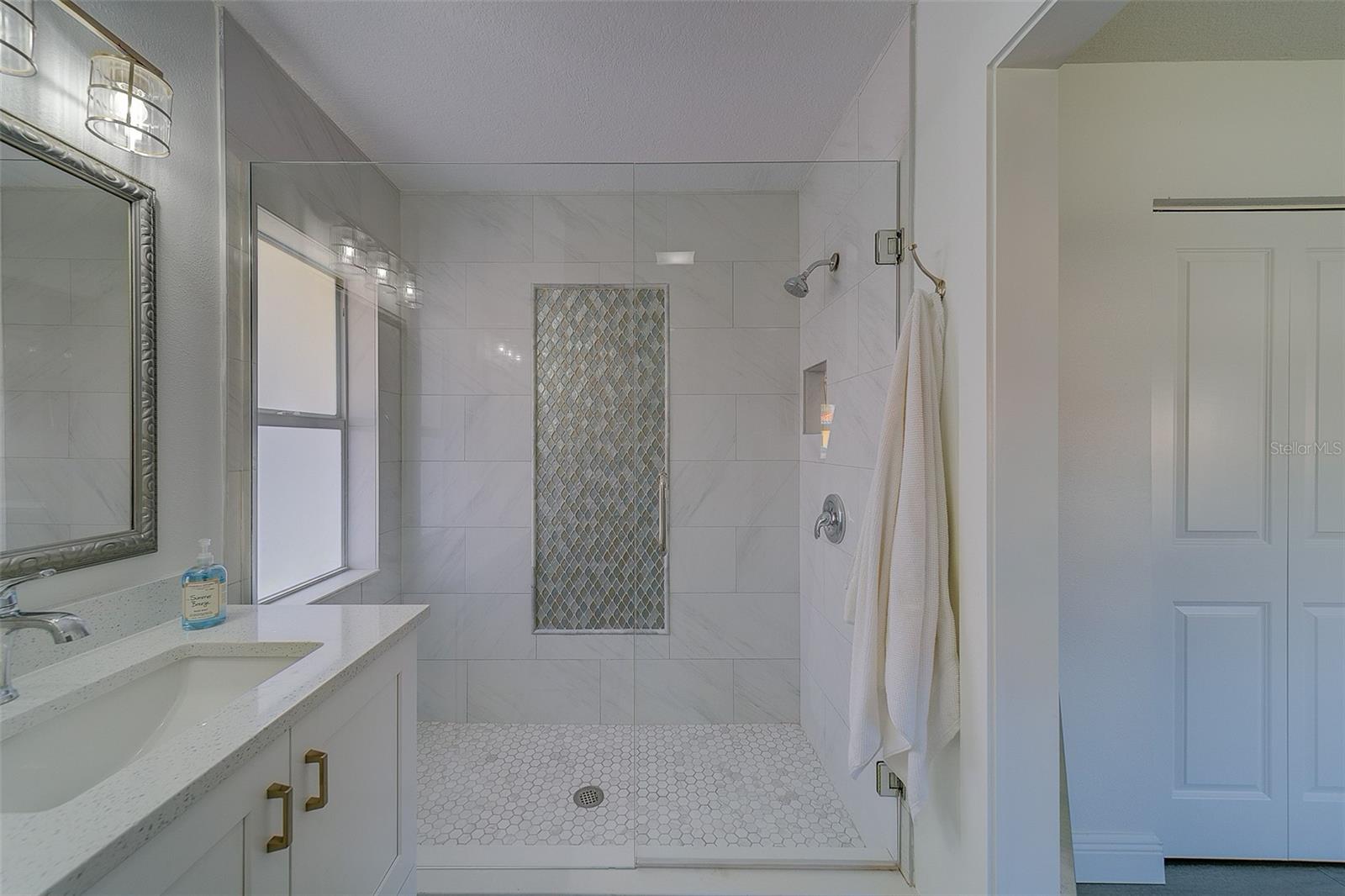 2109 Bayshore Dr Property Photo 21