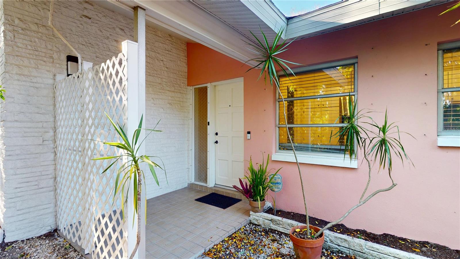 1546 Belleair Rd Property Photo 1