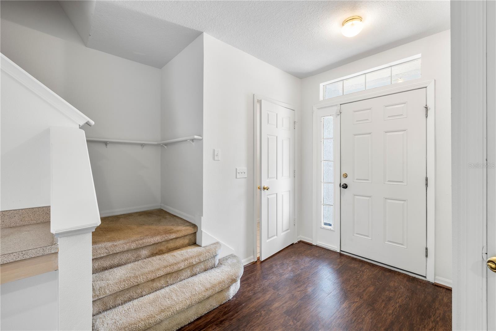 6229 Olivedale Dr Property Photo 6