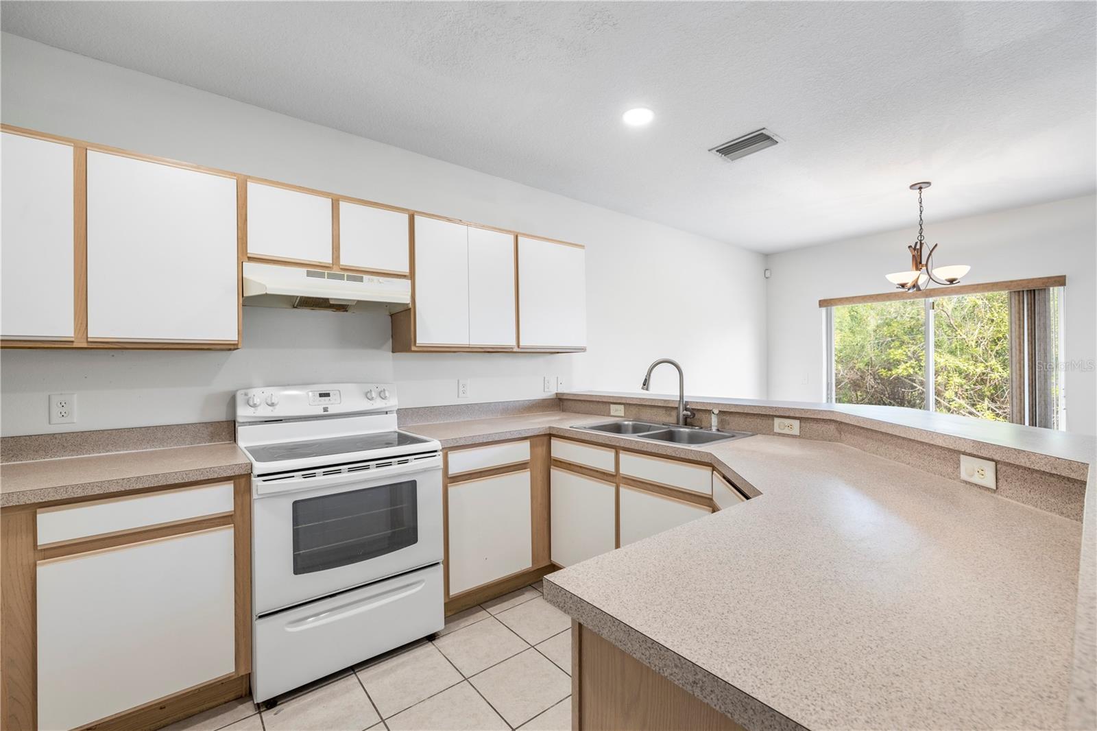 6229 Olivedale Dr Property Photo 13
