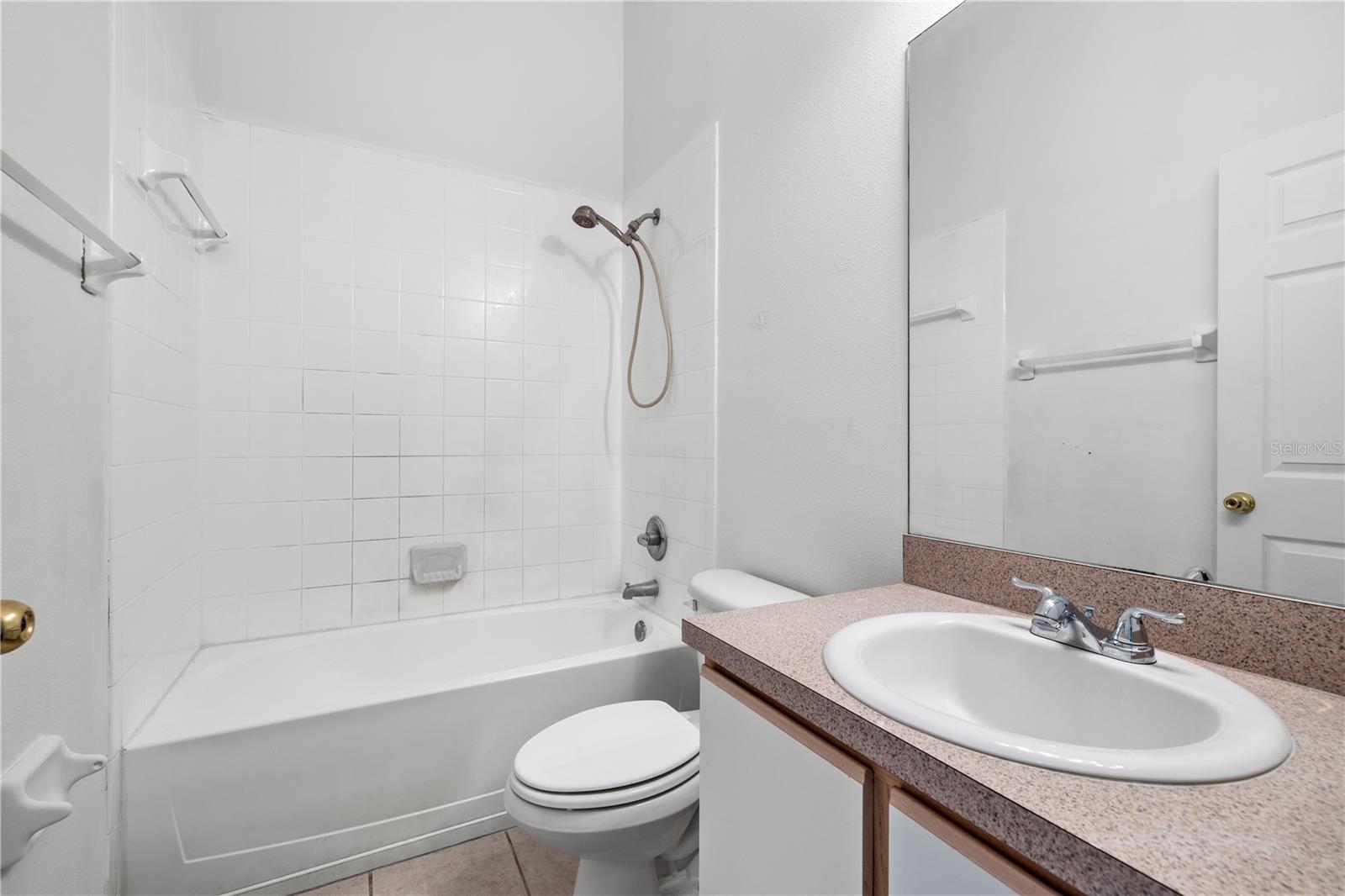 6229 Olivedale Dr Property Photo 23