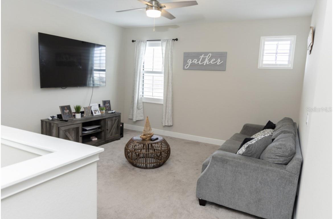 1216 Old Windsor Way Property Photo 17