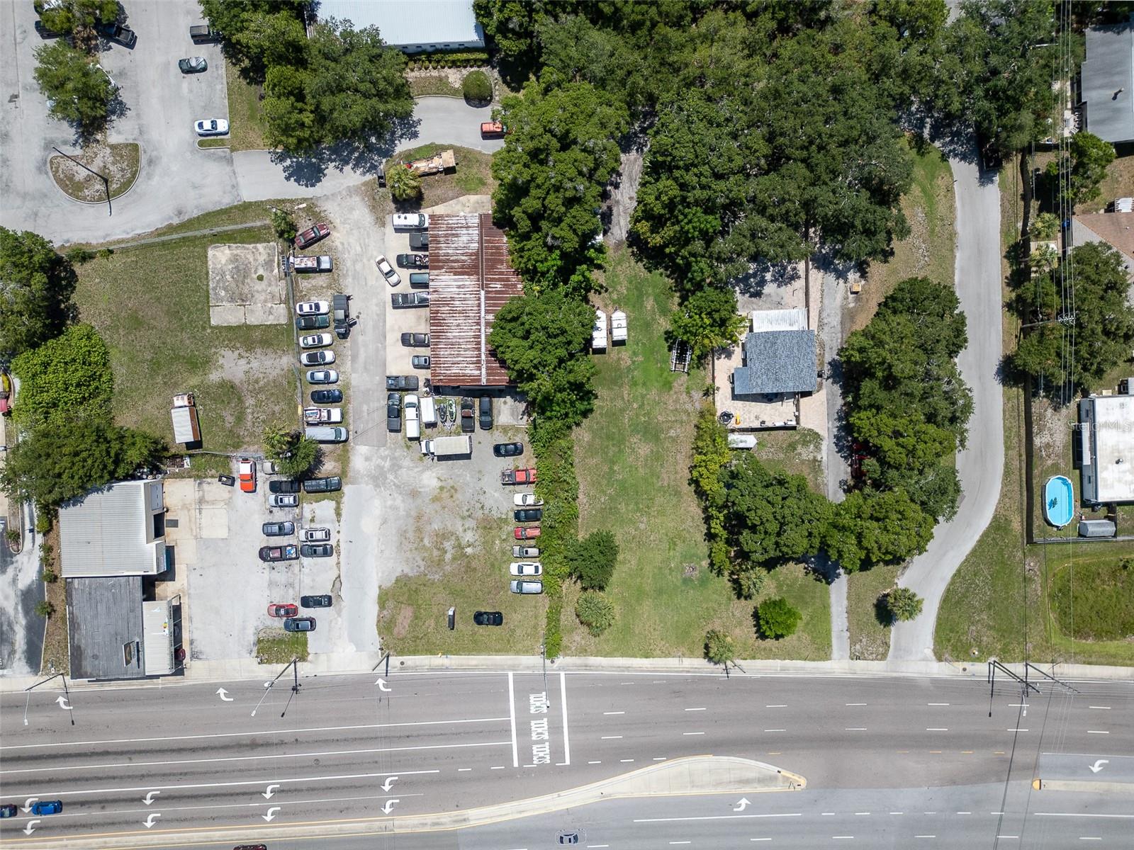 191 Belcher Rd S Property Photo 13