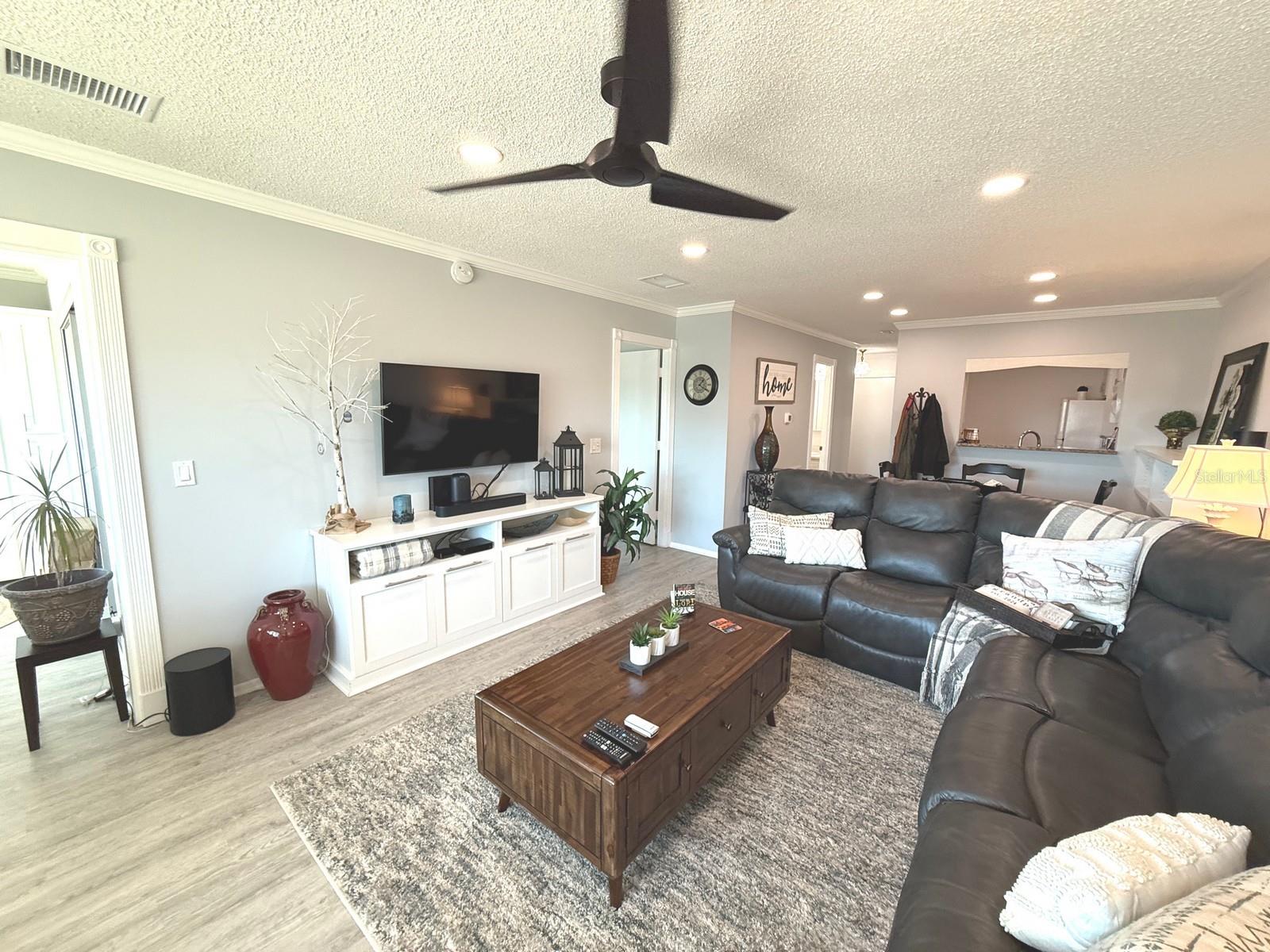 100 Bluff View Dr #317a Property Photo 13