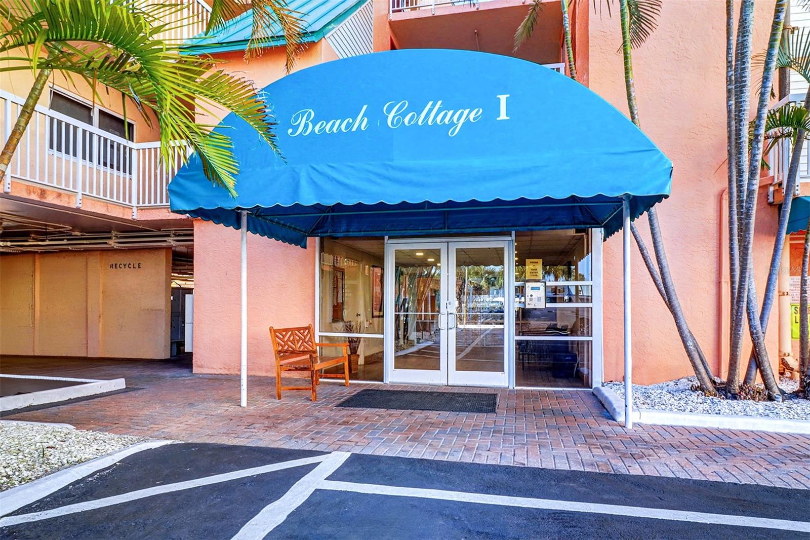 18400 Gulf Blvd #1302 Property Photo 4