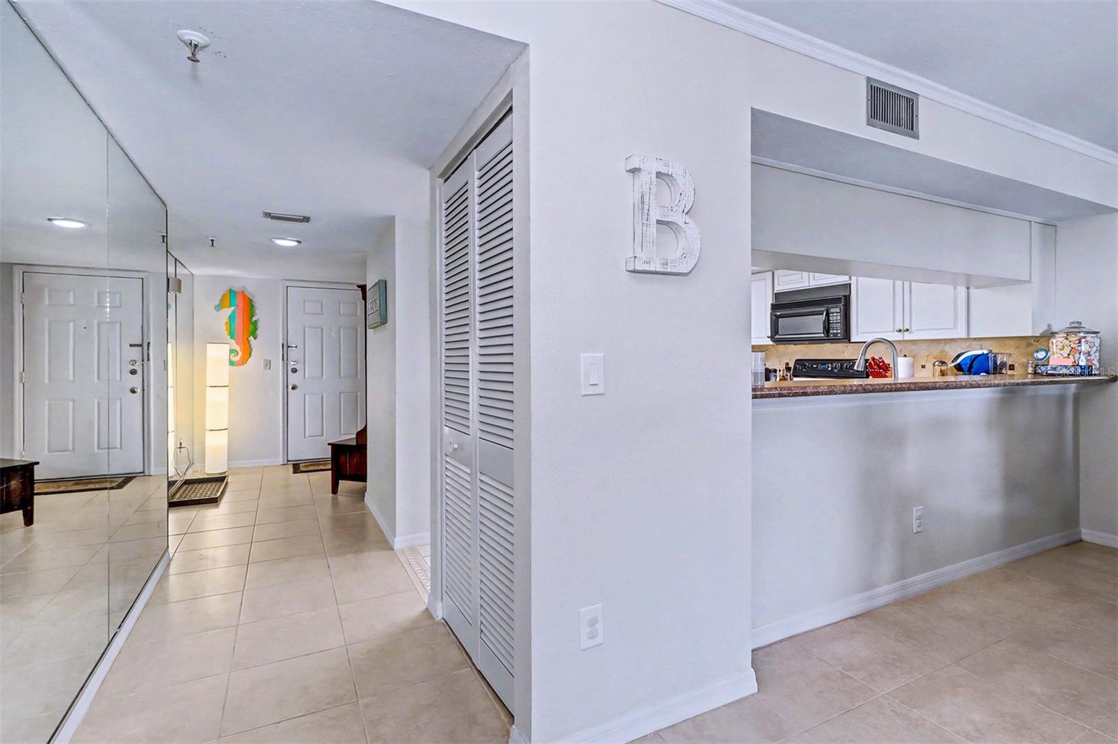 18400 Gulf Blvd #1302 Property Photo 14