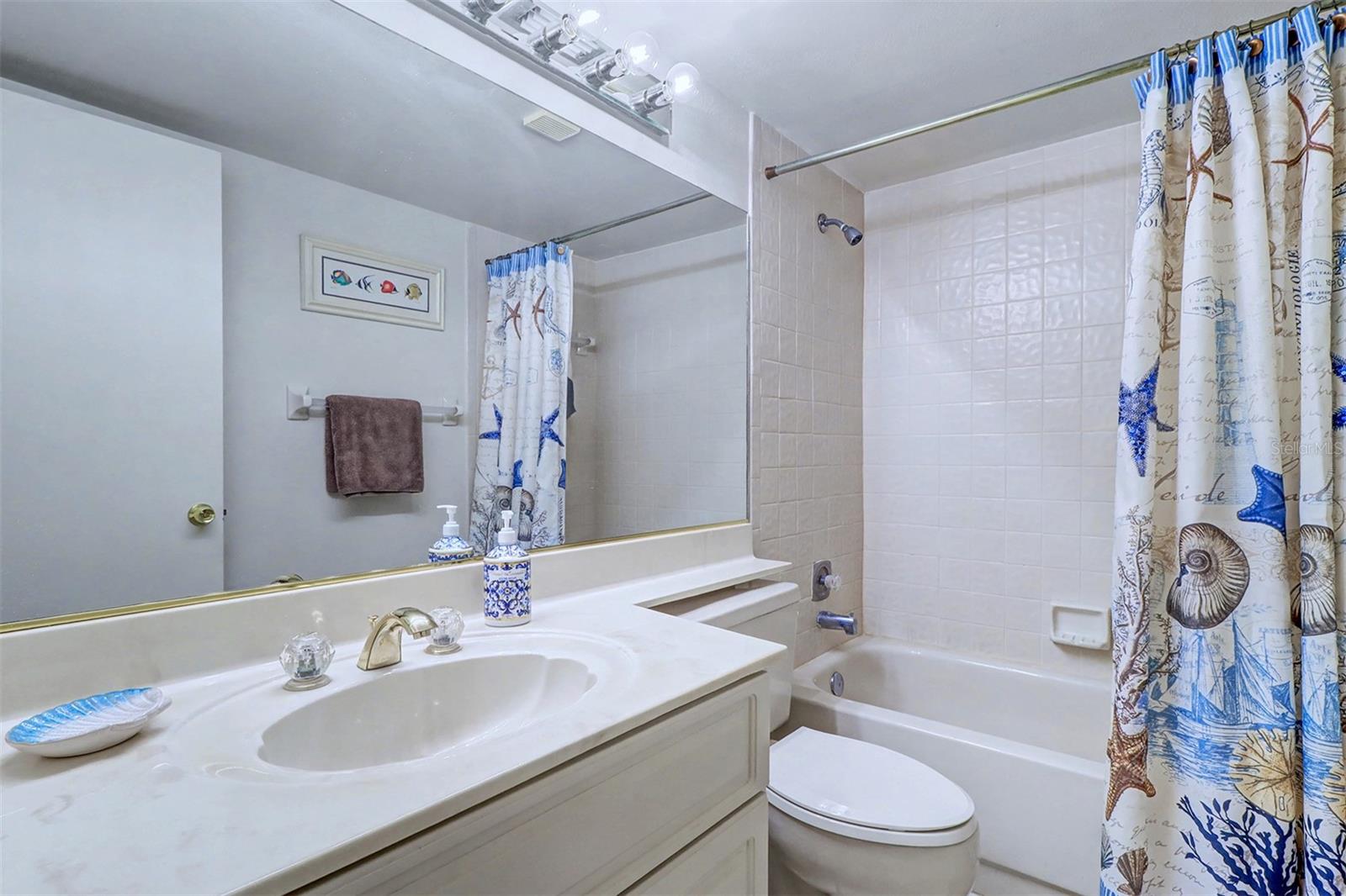 18400 Gulf Blvd #1302 Property Photo 31
