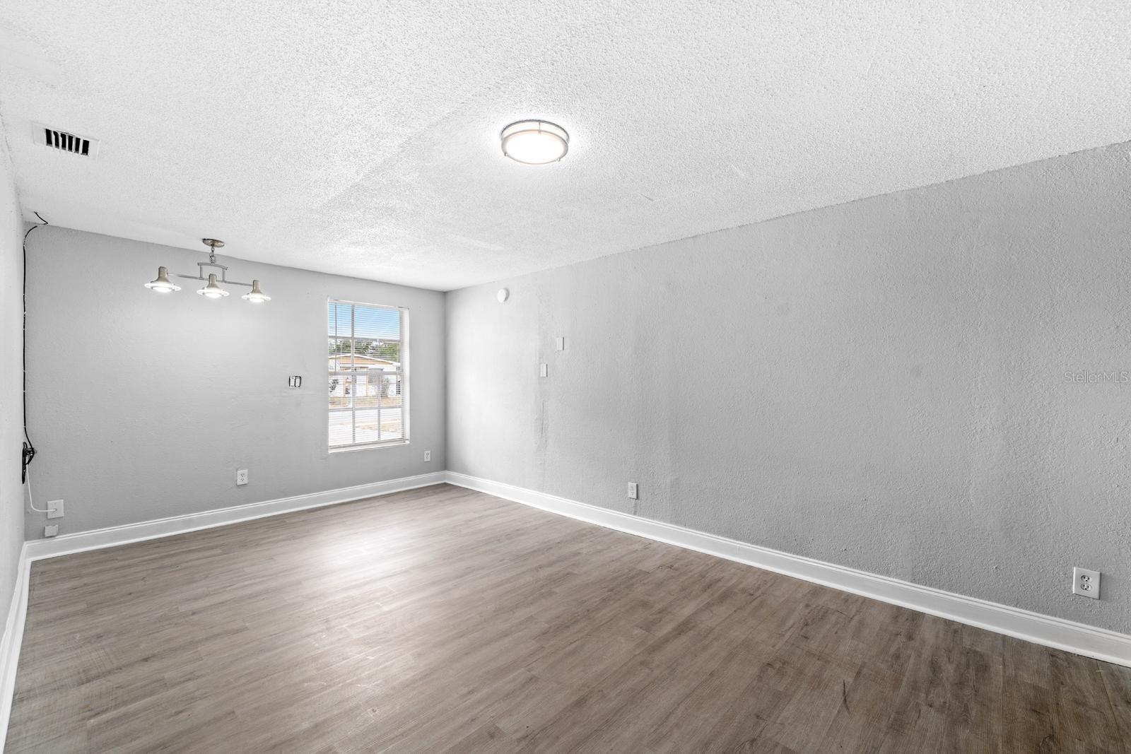 4220 E Powhatan Ave Property Photo 7