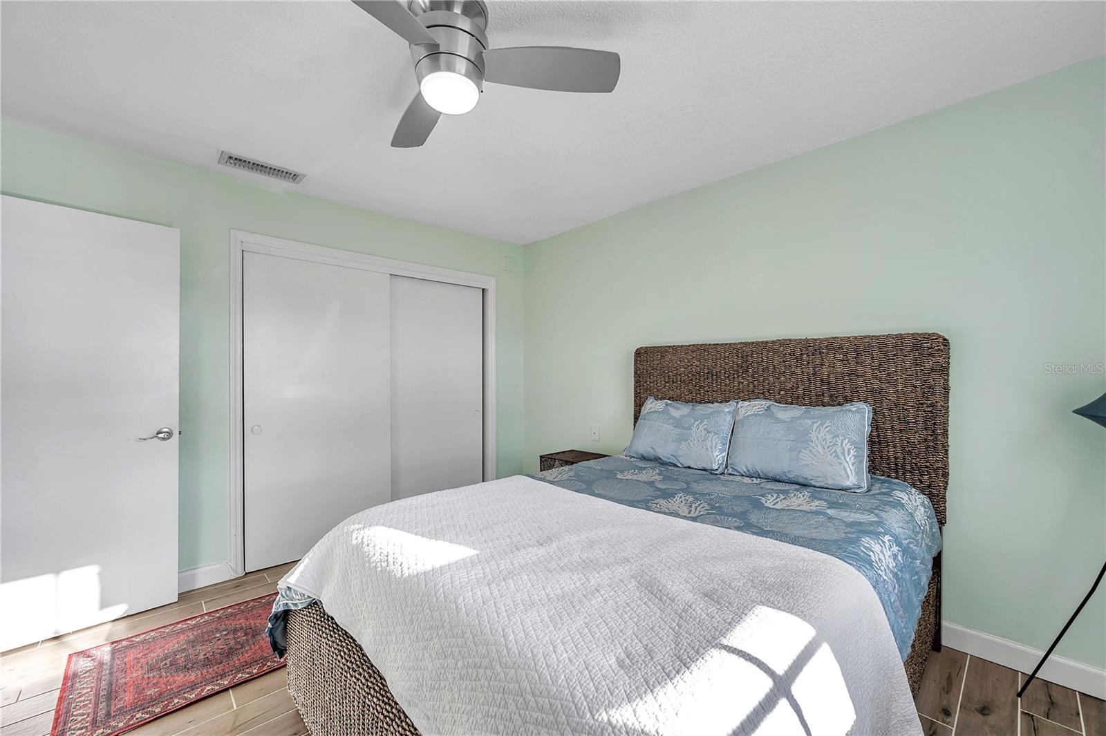 4728 Beach Dr Se #a Property Photo 22