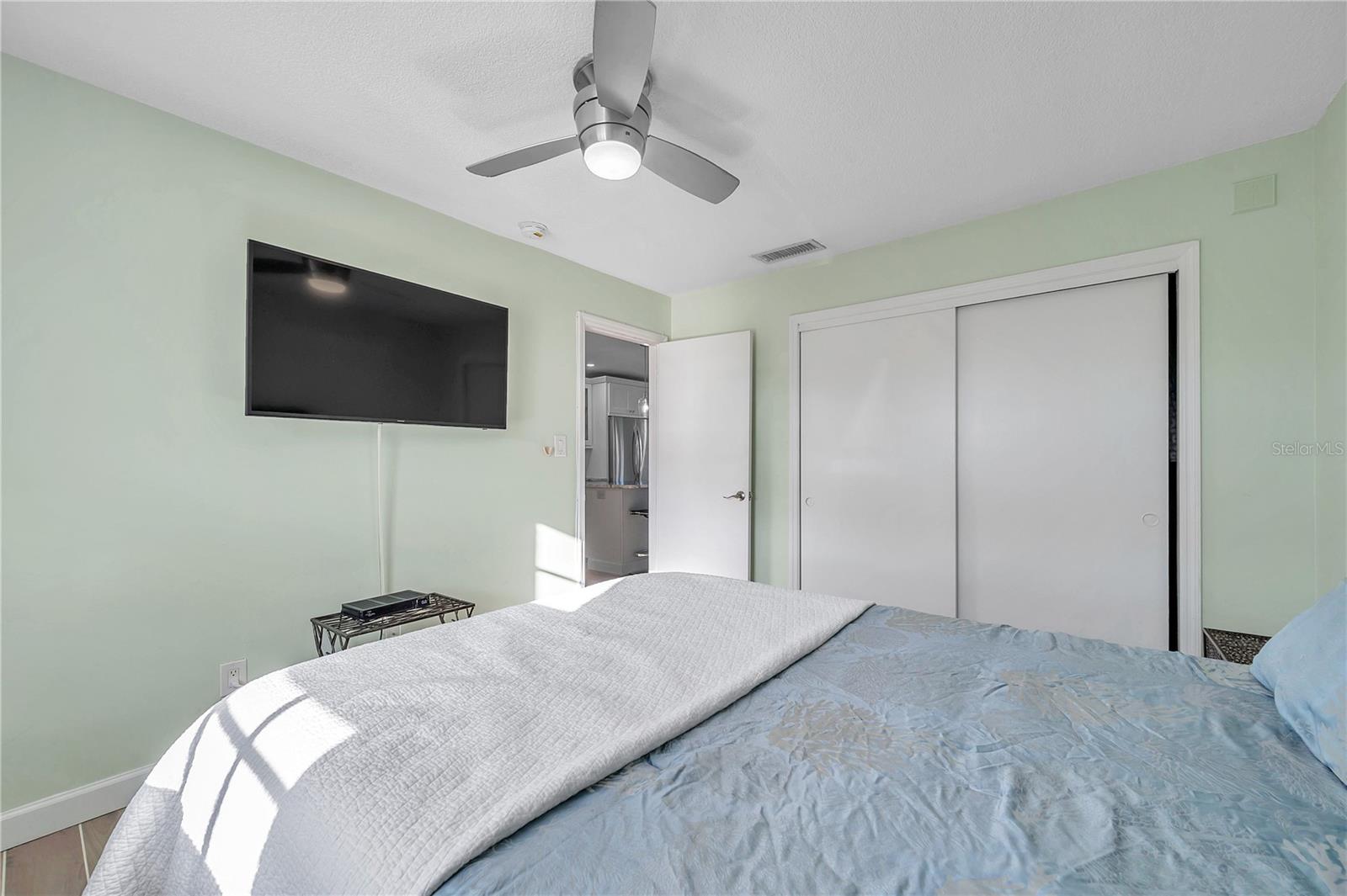 4728 Beach Dr Se #a Property Photo 25
