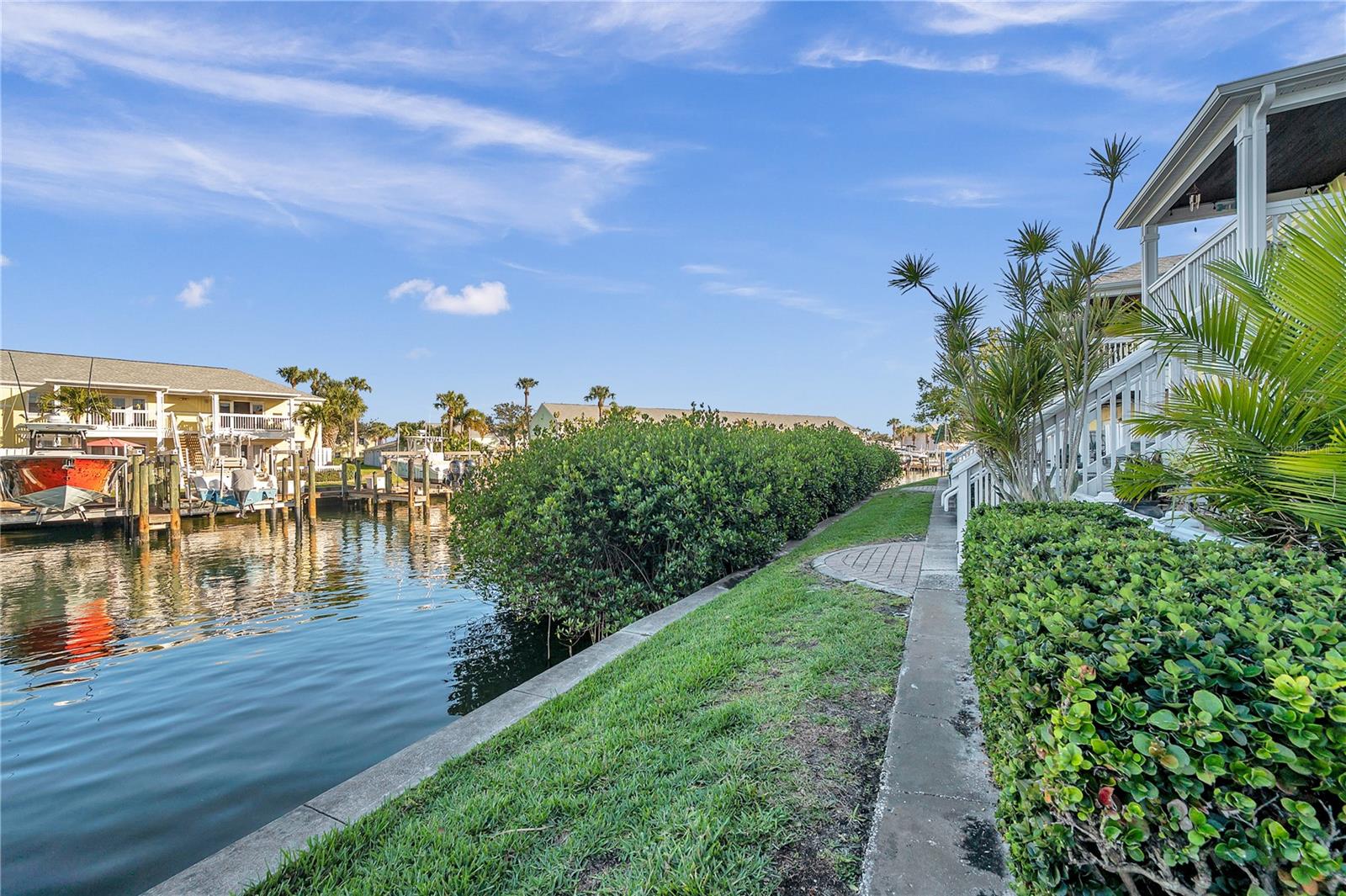 4728 Beach Dr Se #a Property Photo 30