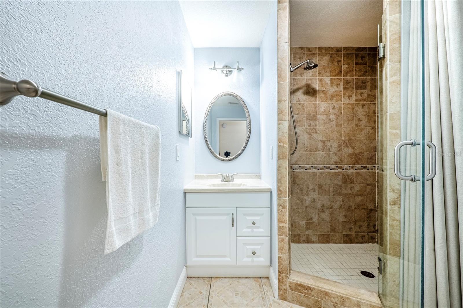 15912 Armistead Ln Property Photo 41