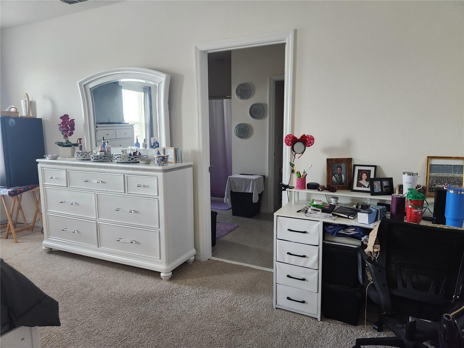 1075 Griffon Ave Property Photo 13
