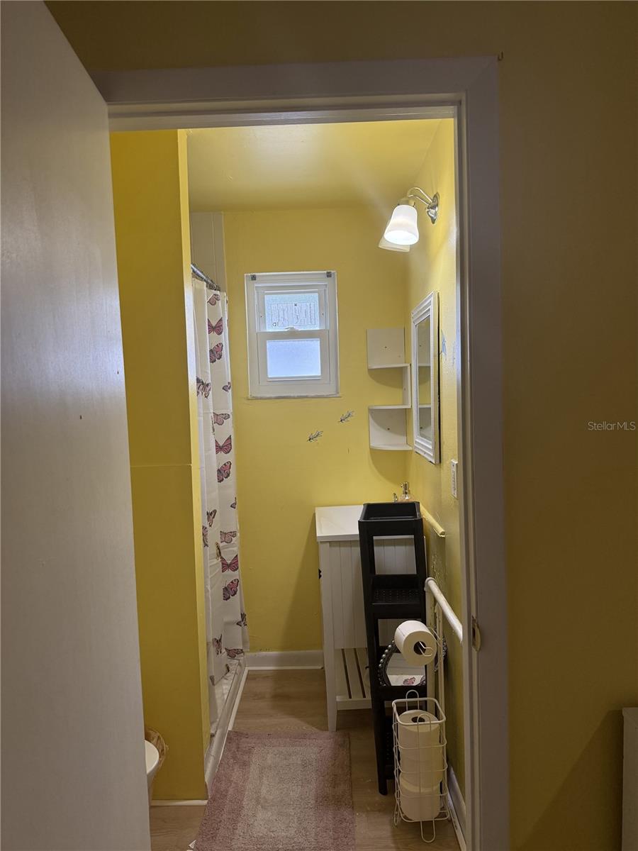 322 Regal Park Dr Property Photo 20